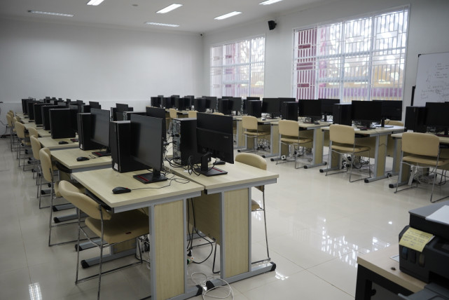 LAB. SISTEM INFORMASI GEOGRAFIS (SIG)